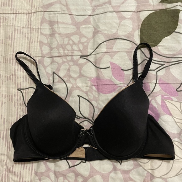 set of bras (9) size 36B - Picture 10 of 16